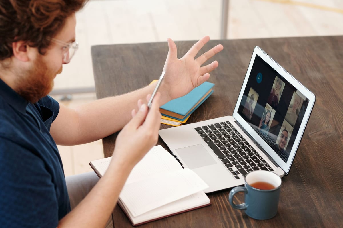 10 Best & Free Webinar Software/Platforms hero banner